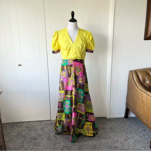 Vintage Yellow Patchwork Maxi Dress - Picture 4 of 10